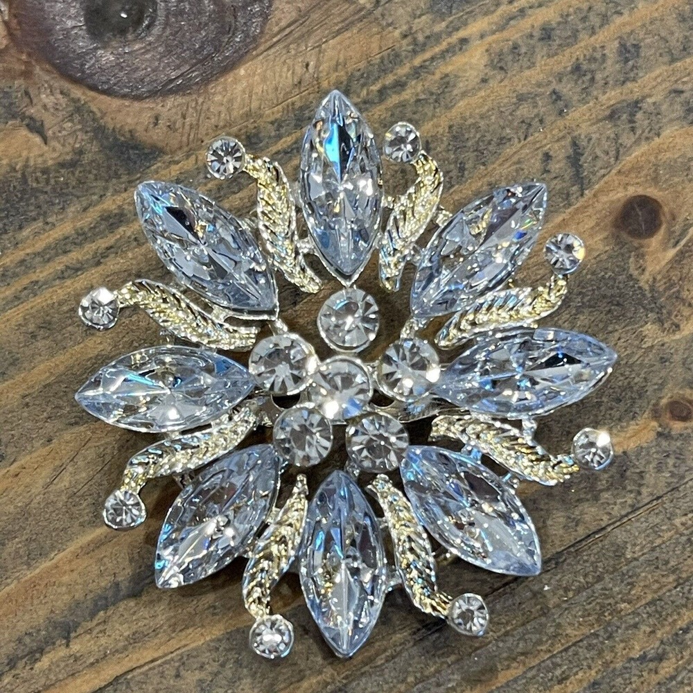 Rhinestone Snowflake Style Brooch Pin Silver Tone Navettes Marquise Shapes